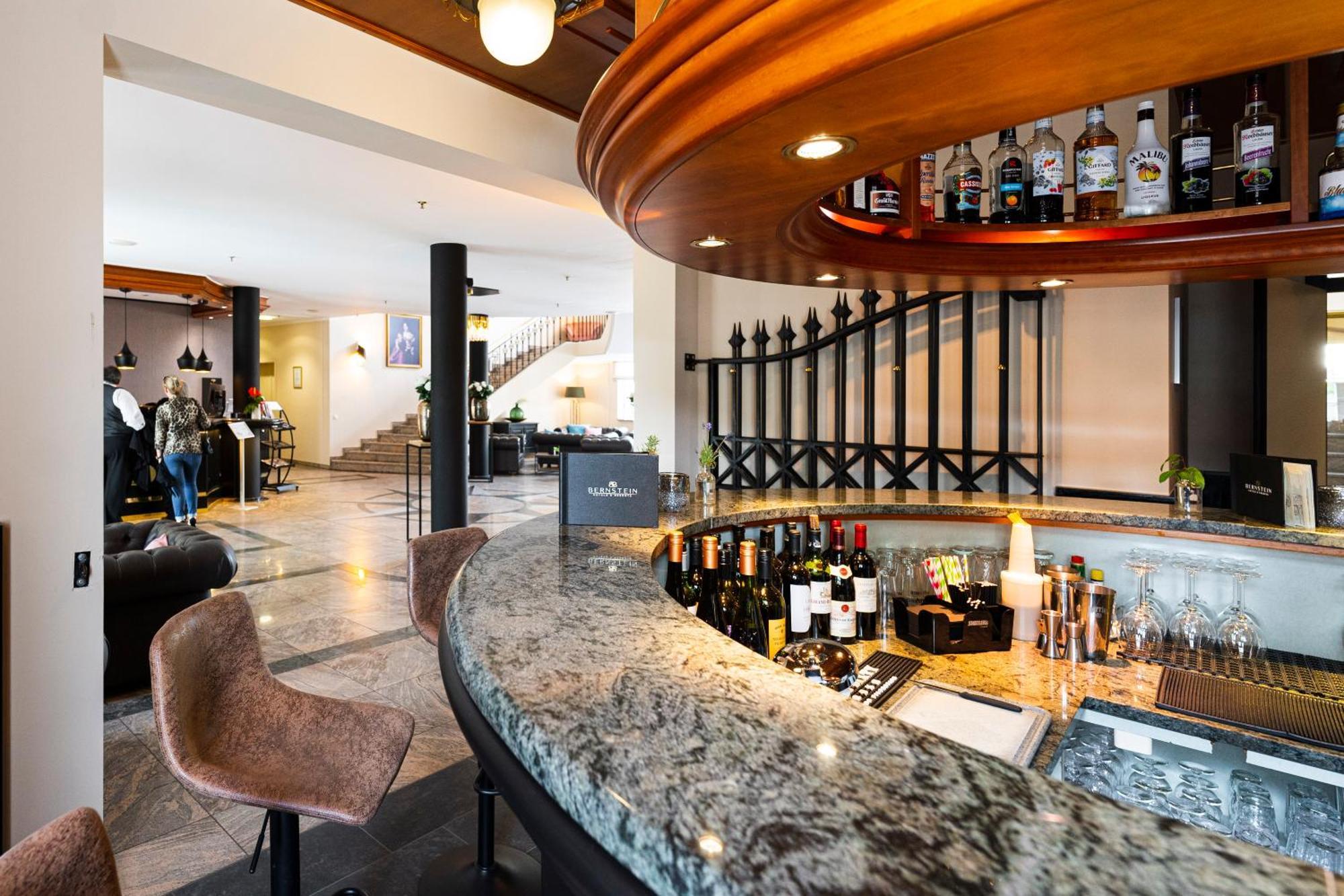 Bernstein Hotel
